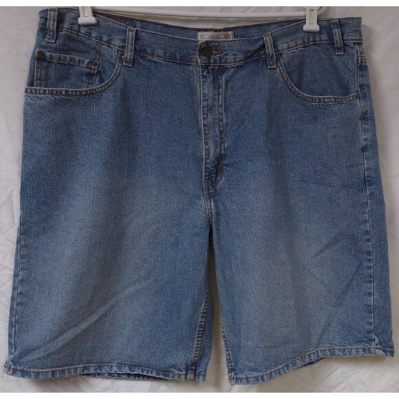 Levi Strauss Signature Mens 42x11 Medium Wash Five Pocket Bermuda denim Shorts - Picture 1 of 9